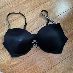 Victoria’s Secret very sexy push-up bra rhinestone bling 38D